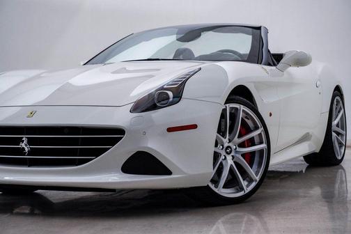 2015 Ferrari California T