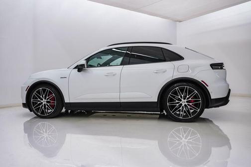 White 2025 Porsche Macan T