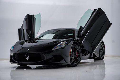 Nero Essenza Solid 2023 Maserati MC20 Base