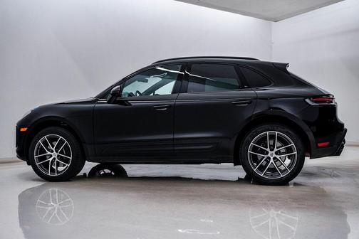 2025 Porsche Macan **PORSCHE CERTIFIED**