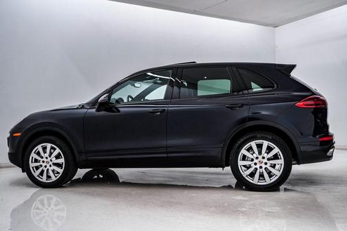 2016 Porsche Cayenne Cayenne