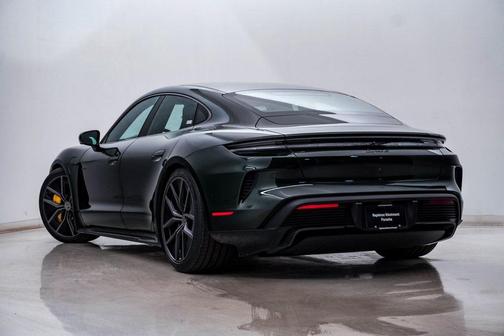 2025 Porsche Taycan Turbo S