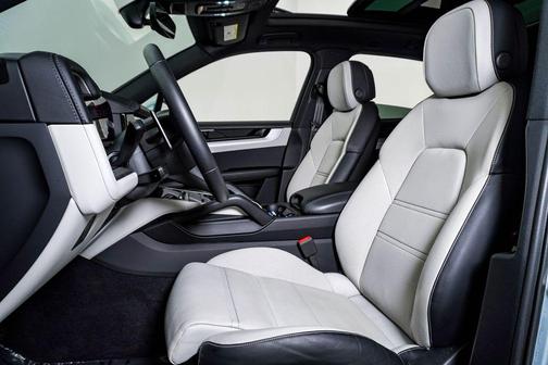 2025 Porsche Cayenne Cayenne