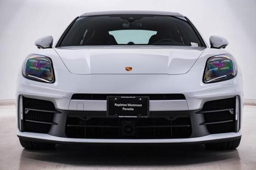 2024 Porsche Panamera 4