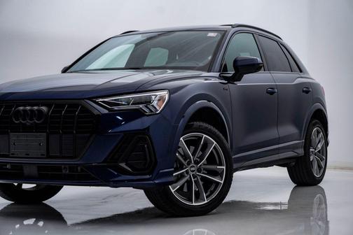 Navarra Blue Metallic 2022 Audi Q3 Premium Plus
