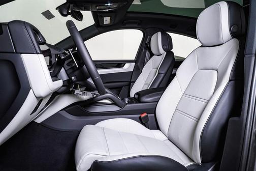 2025 Porsche Cayenne