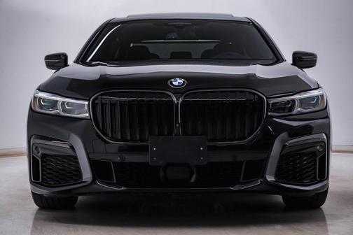 2022 BMW 750 i xDrive