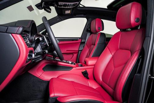 2026 Porsche Macan S