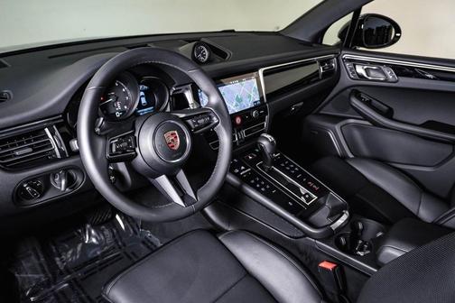 2025 Porsche Macan **PORSCHE CERTIFIED**