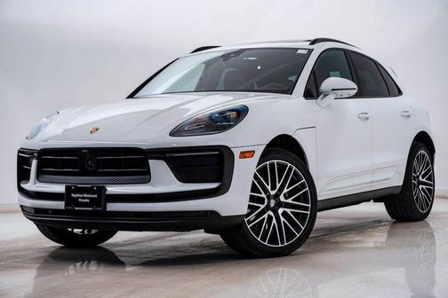 2025 Porsche Macan **PORSCHE CERTIFIED**