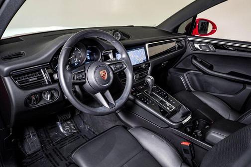 2024 Porsche Macan **PORSCHE CERTIFIED**