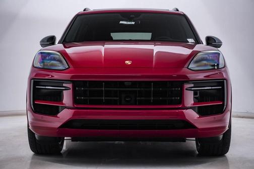 2026 Porsche Cayenne GTS