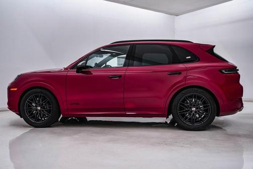 2026 Porsche Cayenne GTS