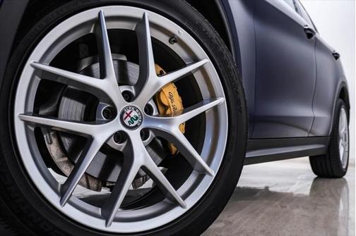 2019 Alfa Romeo Stelvio Ti Lusso