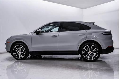 2022 Porsche Cayenne Platinum Edition