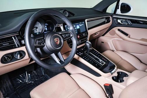 2024 Porsche Macan S
