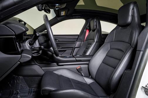 2023 Porsche Taycan 4S