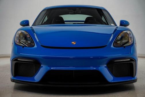 2022 Porsche 718 Cayman GT4 RS
