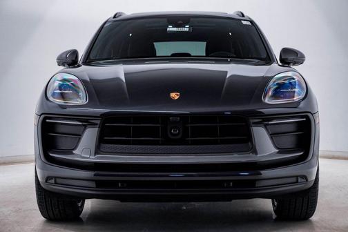 2026 Porsche Macan T