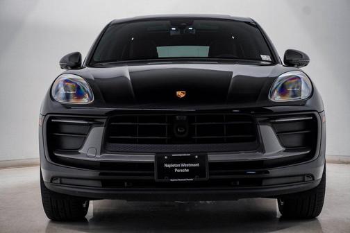 2023 Porsche Macan T