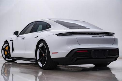 2021 Porsche Taycan Turbo S