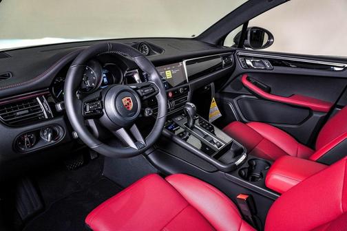 2026 Porsche Macan T