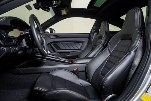 2026 Porsche 911 Carrera 4S