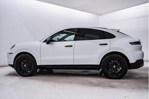 2024 Porsche Cayenne **PORSCHE CERTIFIED**