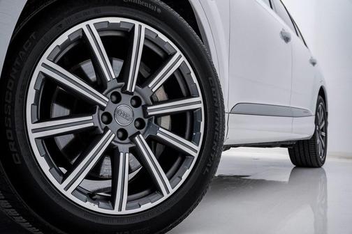 2019 Audi Q7 55 Prestige