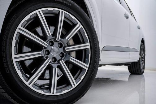 2019 Audi Q7 55 Prestige