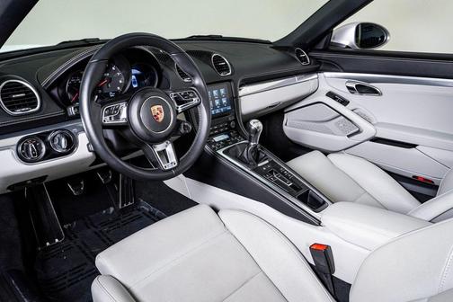 2023 Porsche 718 Boxster GTS