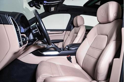 2020 Porsche Cayenne E-Hybrid S