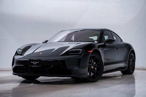2024 Porsche Taycan GTS