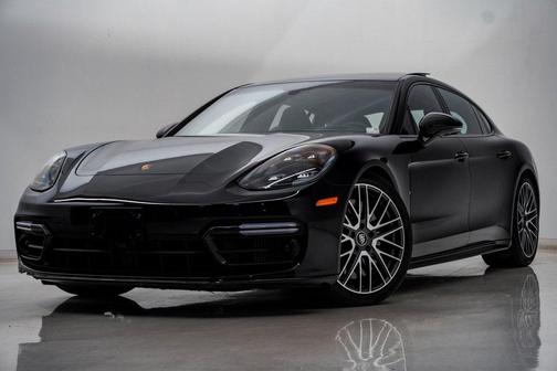 2022 Porsche Panamera Turbo S Executive