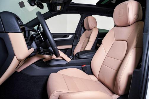 White 2026 Porsche Cayenne Cayenne