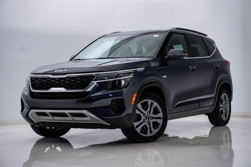 Gravity Gray 2023 Kia Seltos S