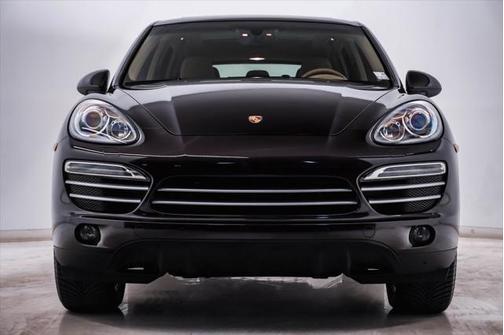 2014 Porsche Cayenne Platinum Edition