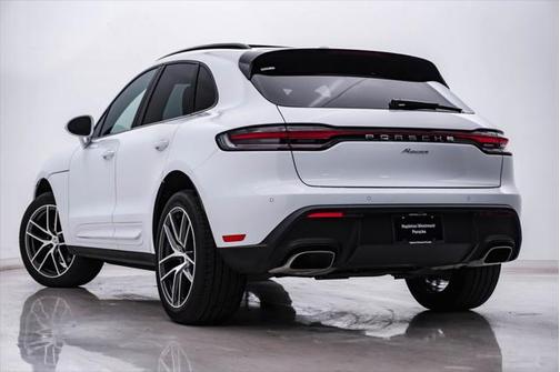 2024 Porsche Macan Base