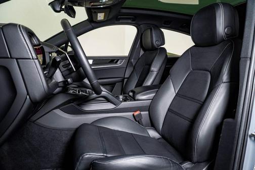 Arctic Grey 2025 Porsche Cayenne Cayenne