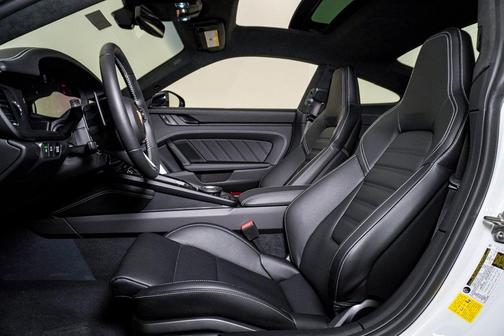 2026 Porsche 911 Carrera GTS