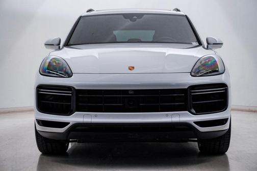 2023 Porsche Cayenne Turbo S