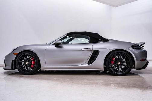 2021 Porsche 718 Spyder Base