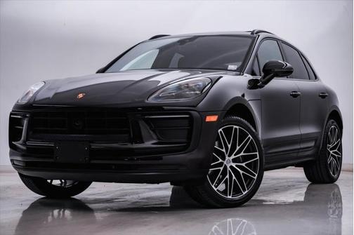 2024 Porsche Macan Base