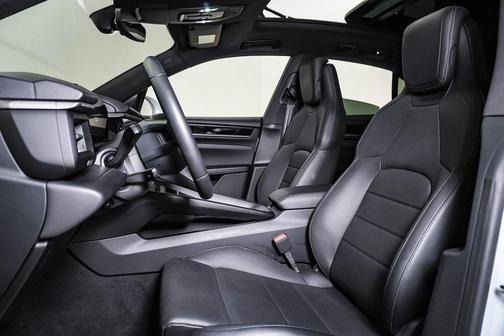 2024 Porsche Macan 4