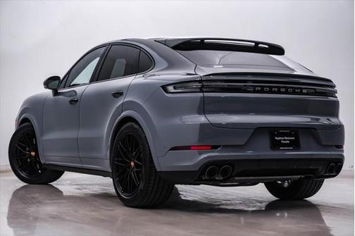 2025 Porsche Cayenne **PORSCHE CERTIFIED**