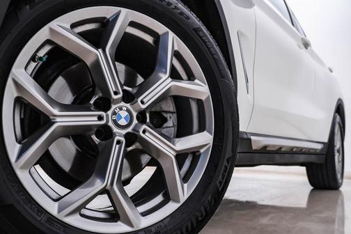 2022 BMW X4 xDrive30i