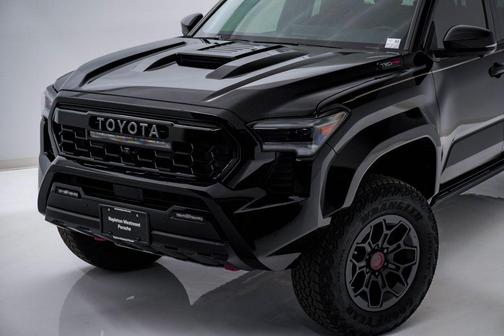 2025 Toyota Tacoma Hybrid TRD Pro