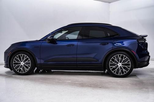 2024 Porsche Macan 4