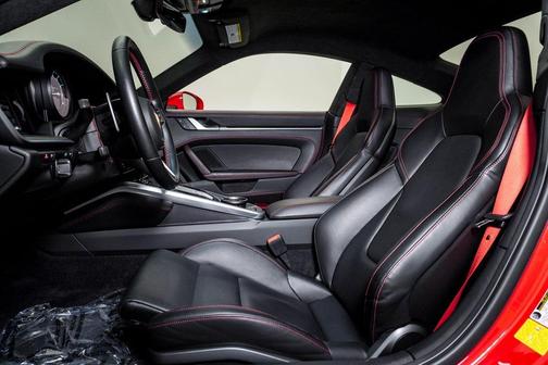2022 Porsche 911 Turbo S