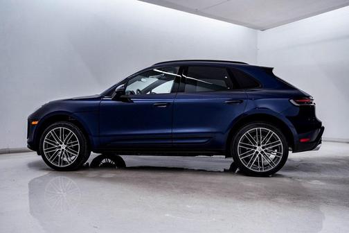 2026 Porsche Macan 